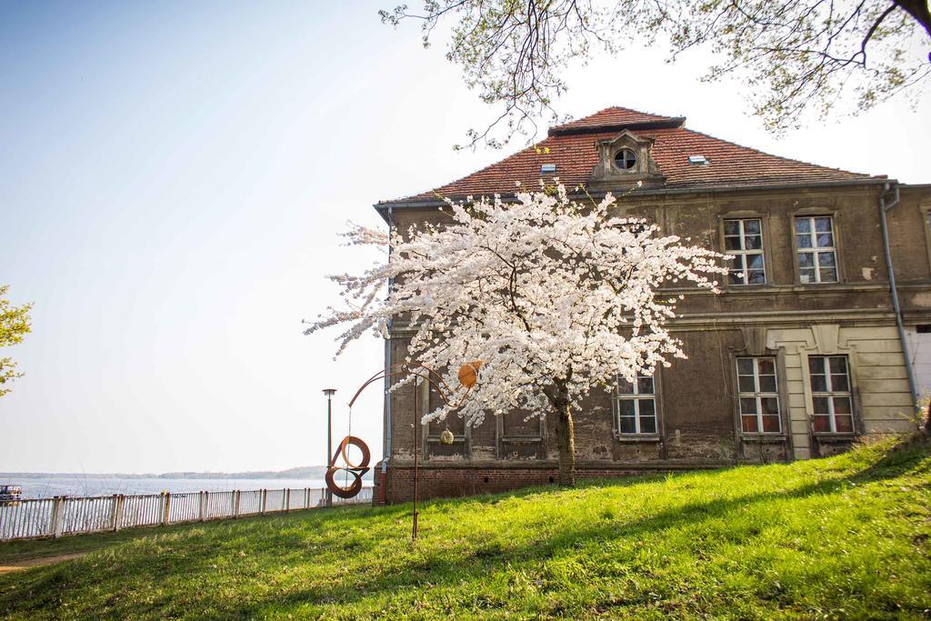 Gaestehaus Schloss Plaue ブランデンブルク エクステリア 写真